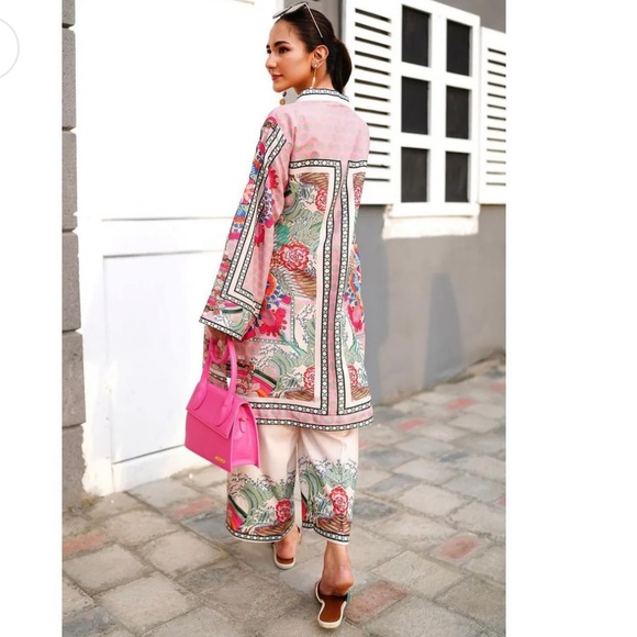 Floral Pink and Green Silk Set 2Pc - Picture 2 of 6